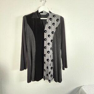 Alembika Womens Long Sleeve V-Neck Patchwork Tunic Top Blouse Size 2 Black Gray